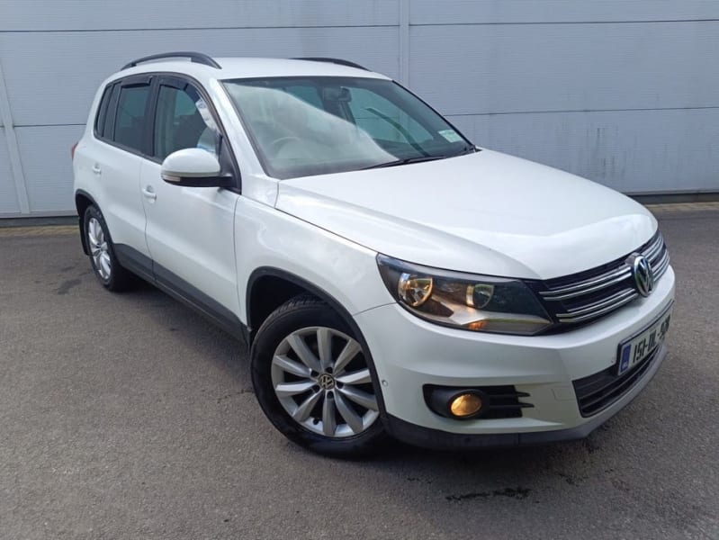 2015 Volkswagen in Pure WHITE - Image 1