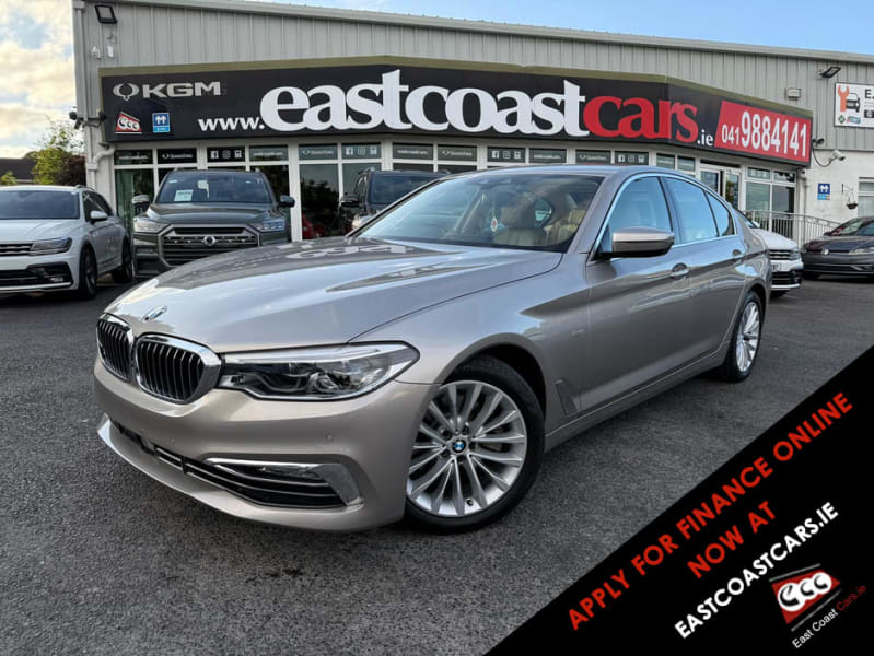 2018 BMW 5 Series 523D LUXURY EDITION FULL LEATHER ELECTRIC HEATED SEATS - 360 REVERCE CAMERA - PRIVACY GLASS - Image 1