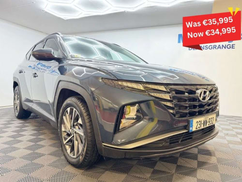 2023 Hyundai Tucson 2WD Executive. One Previous Owner - Image 1