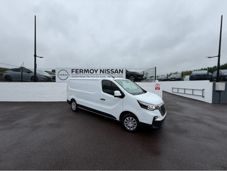 2025 Nissan Primastar SV PREMIUM 150 bhp Camera Fr & Rr Sensors - Image 1