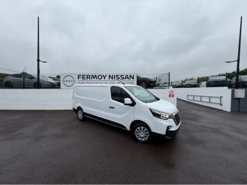 2025 Nissan Primastar SV PREMIUM 150 bhp Camera Fr & Rr Sensors - Image 1