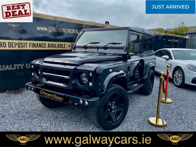2010 LAND ROVER DEFENDER - Image 1