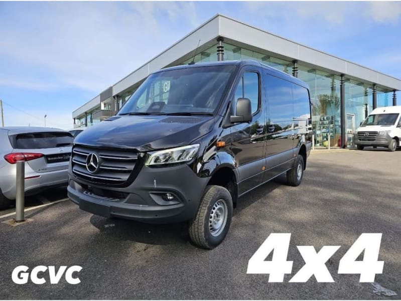 2025 Mercedes-Benz Sprinter 319 MWB LOW ROOF 4X4 SELECT AUTO - Image 1