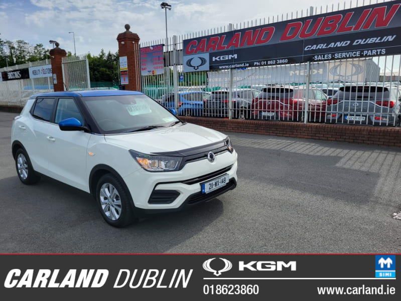 2021 Ssangyong Tivoli (2yr warranty) 4X2 ES 1.6 Diesel 5DR - Image 1