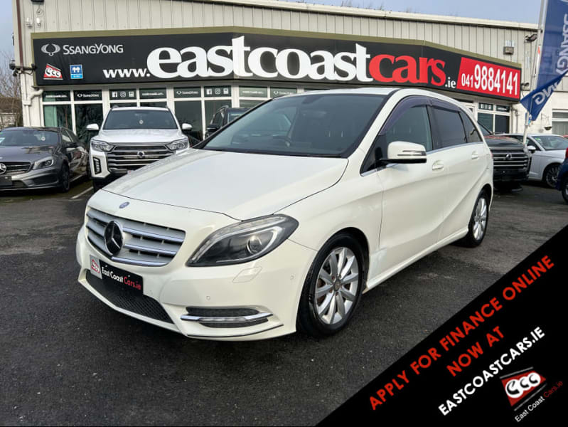 2012 Mercedes-Benz B Class 1.6 FULL LEATHER PACK // HI-SPEC EDITION - Image 1