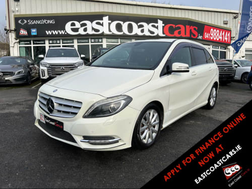 2012 Mercedes-Benz B Class 1.6 FULL LEATHER PACK // HI-SPEC EDITION - Image 1