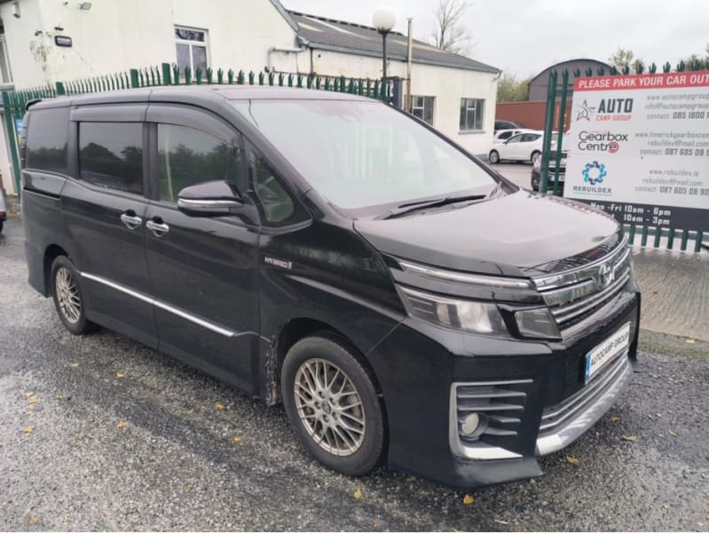2016 Toyota Voxy Hybrid - Image 1
