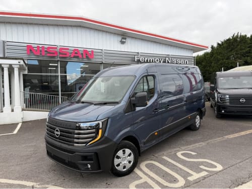 2025 Nissan Interstar L3H2 150 bhp SV Premium Hetaed Windscreen - Image 1