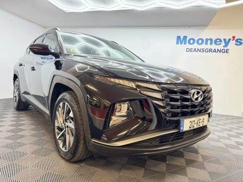 2021 Hyundai Tucson 2WD Executive - Image 1