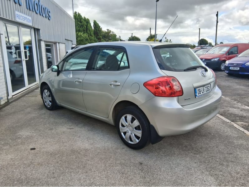 2008 Toyota Auris - Image 1