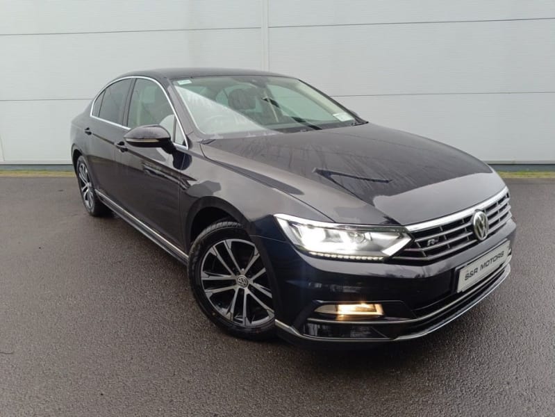 2018 Volkswagen Passat - Image 1