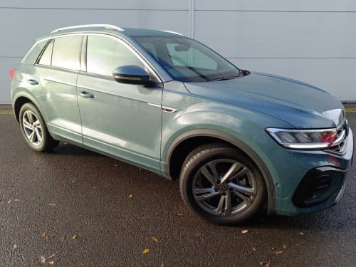 2025 Volkswagen VW T-Roc R-Line - Image 1