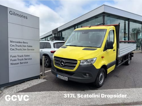 2025 Mercedes-Benz Sprinter 14 - Image 1