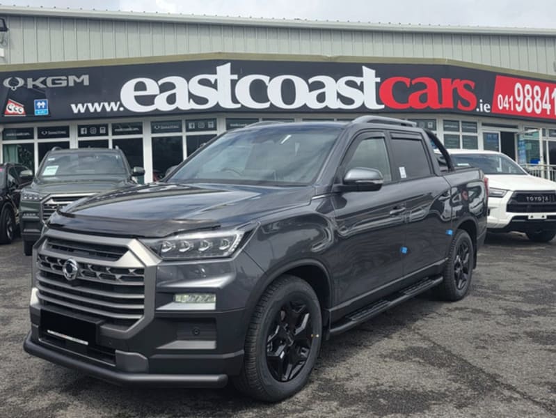 2025 KGM Musso 2.2 PICK UP 5 SEATER COMMERCIAL 4WD 200 BHP 3.5 TON TOWING CAPACITY REV-CAMERA - Image 1