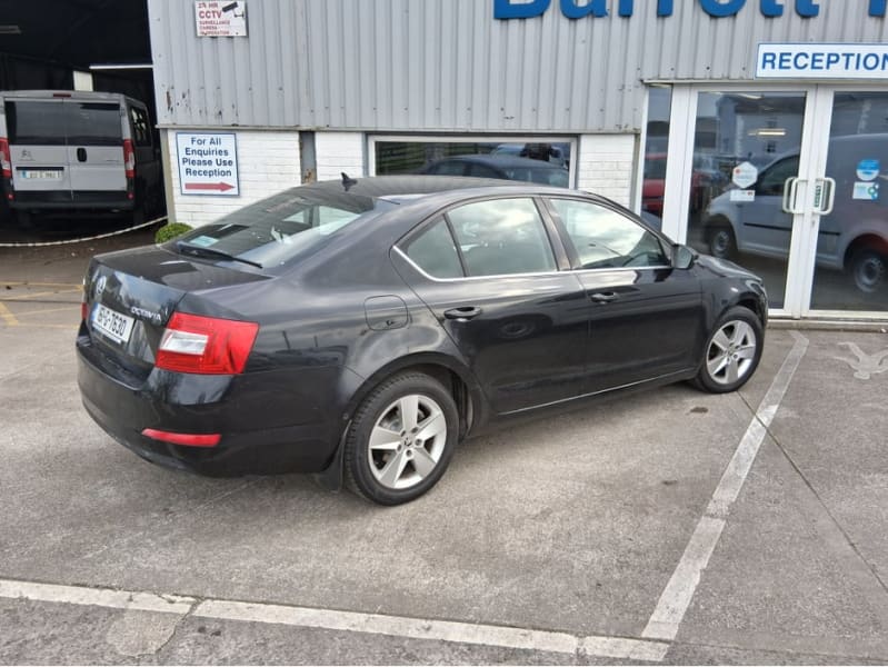 2016 Skoda Octavia - Image 1