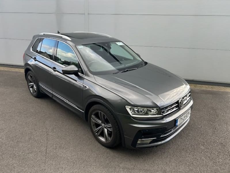 2017 Volkswagen Tiguan - Image 1
