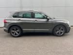 2017 Volkswagen Tiguan - Image 3