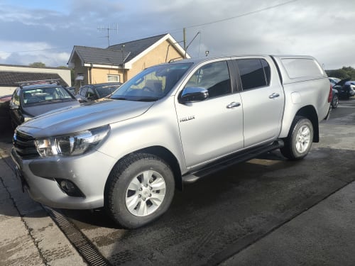 2020 Toyota Hilux - Image 1