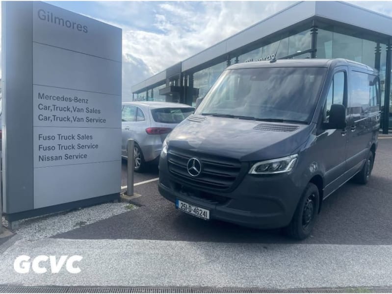 2025 Mercedes-Benz Sprinter 211 Compact Low Roof Manual - Image 1
