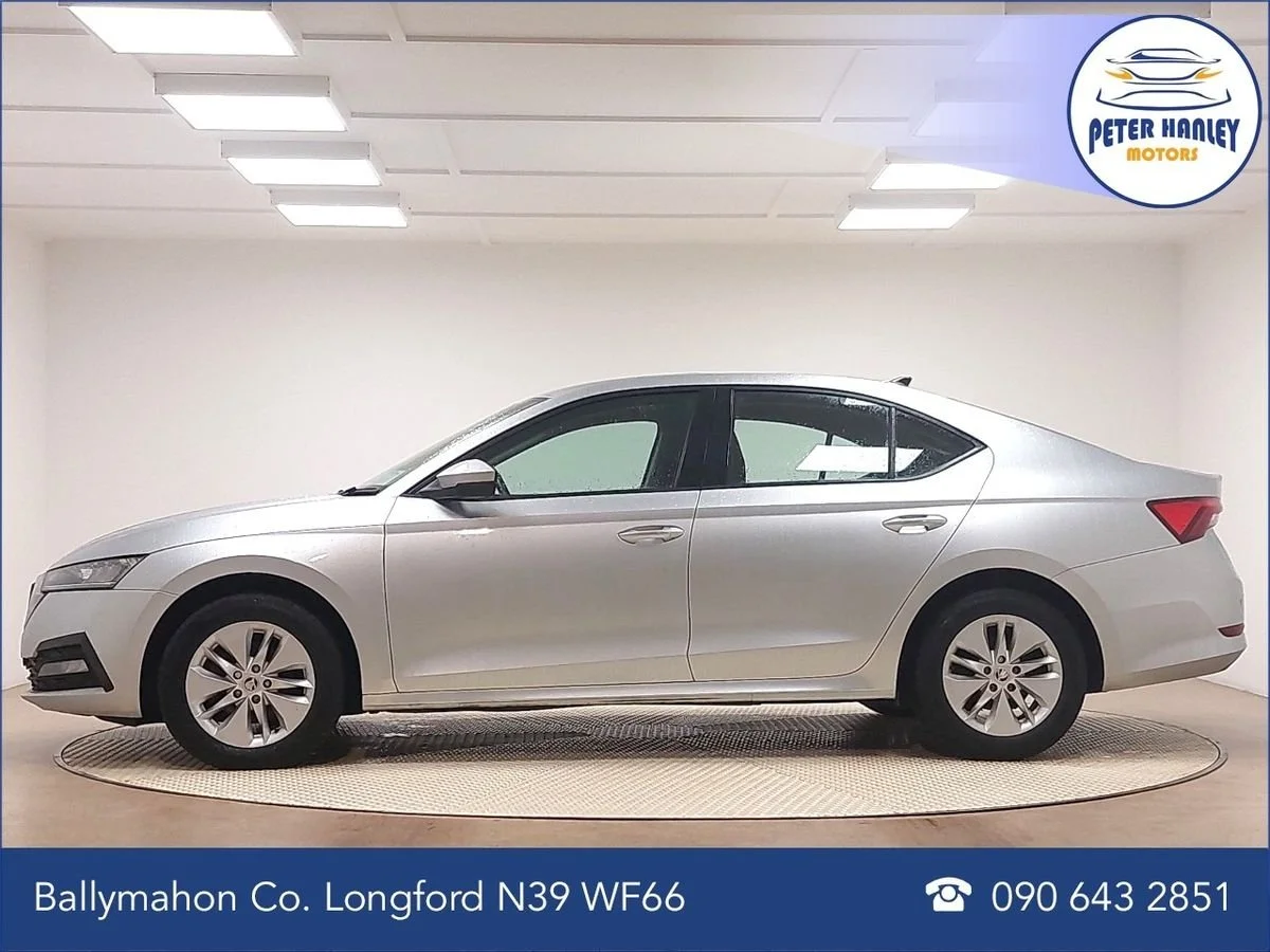 2022 Skoda Octavia Technology TDi 116 SCR Start/Stop - Image 4