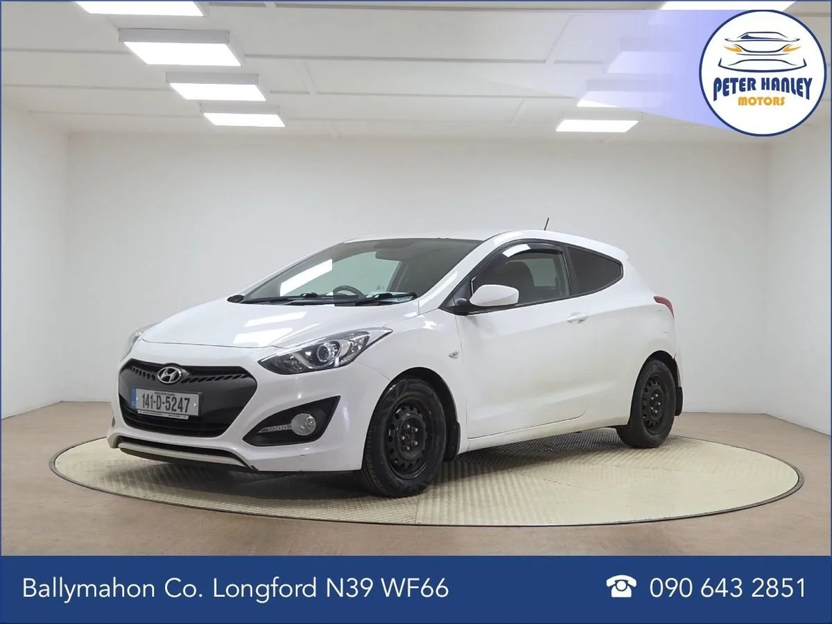 2014 Hyundai i30 1.4L Diesel Commercial Van - Image 3